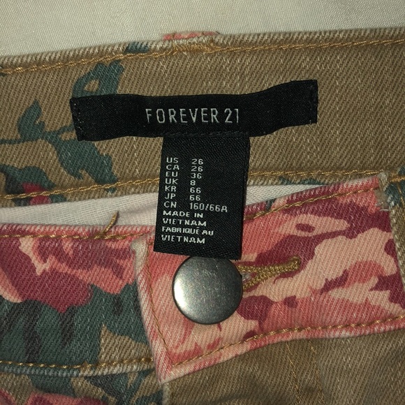 FOREVER 21 Painted Flower Skinny Jeans Size CA26 - Picture 3 of 4